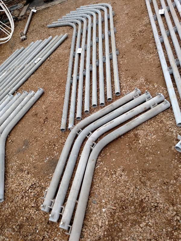 lot 43 image: NewDiscontinued (8) 9 Wood Slat G...