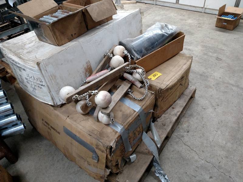 lot 100 image: Water Trampoline Parts
