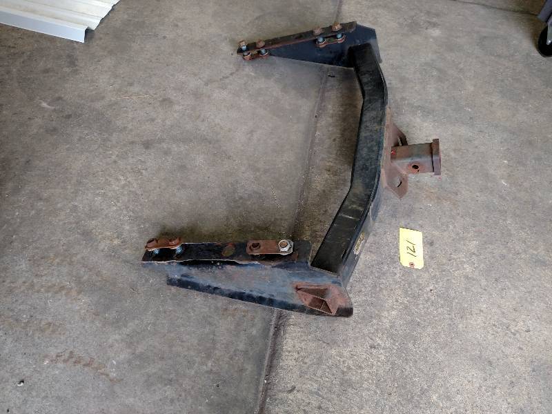 lot 121 image: Class 5 Trailer Hitch, Removed from...