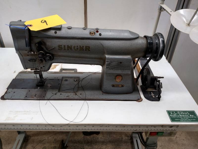 lot 9 image: Singer 212 G140 Double Needle Walki...