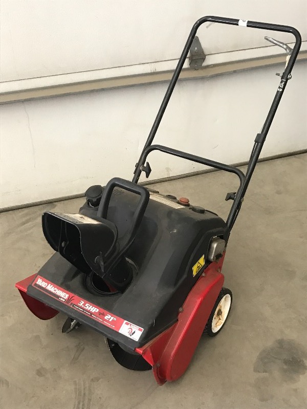 lot 8 image: MTD 21 Snowblower
