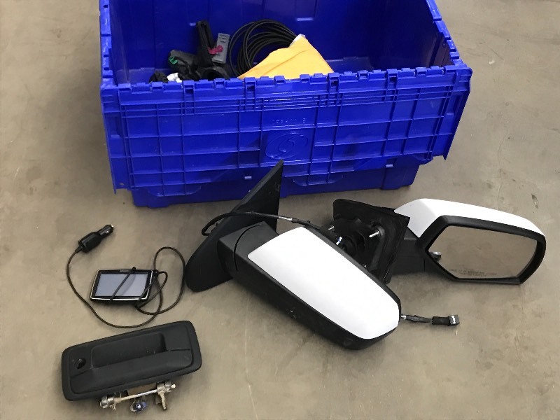 lot 25 image: Set Of Chevy Mirrors