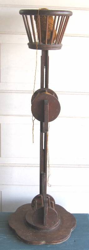 lot 115 image: Vintage (handmade) Skein Winder