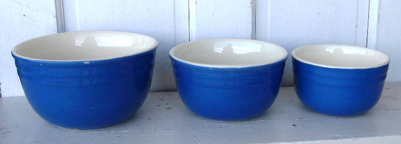 lot 47 image: Vintage Pottery Lot #1
