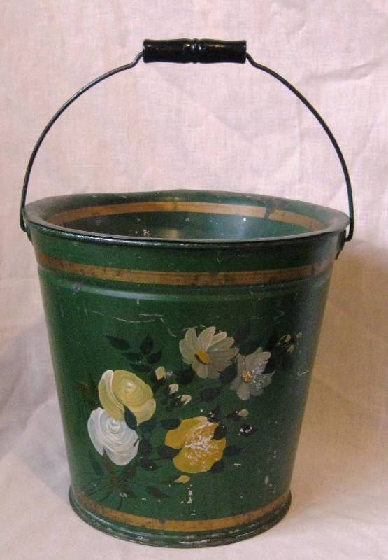 lot 81 image: Vintage Military Water Pail & Painted Ash Pail