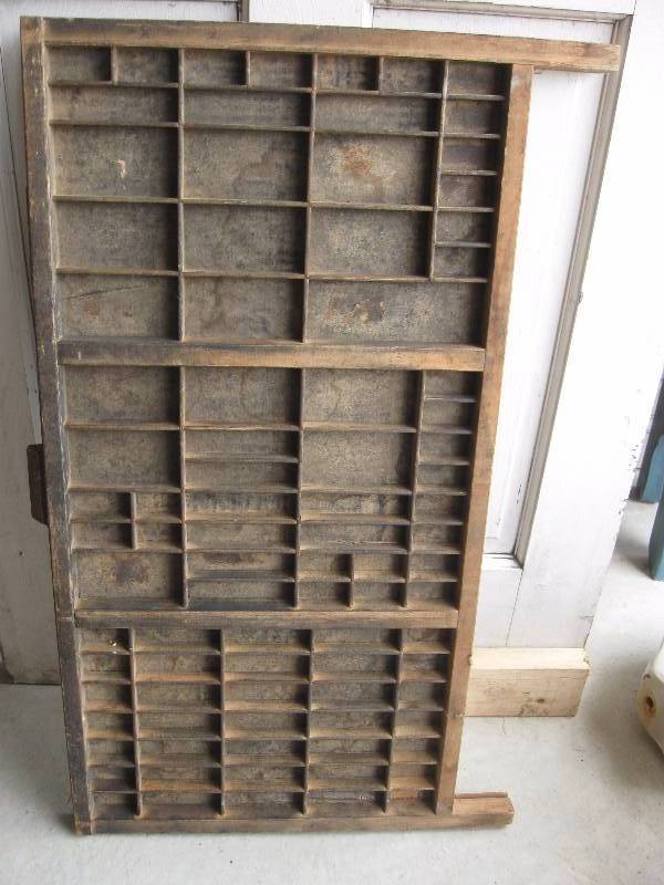 lot 121 image: Hamilton Mfg. Co Printers Drawer & Lettering