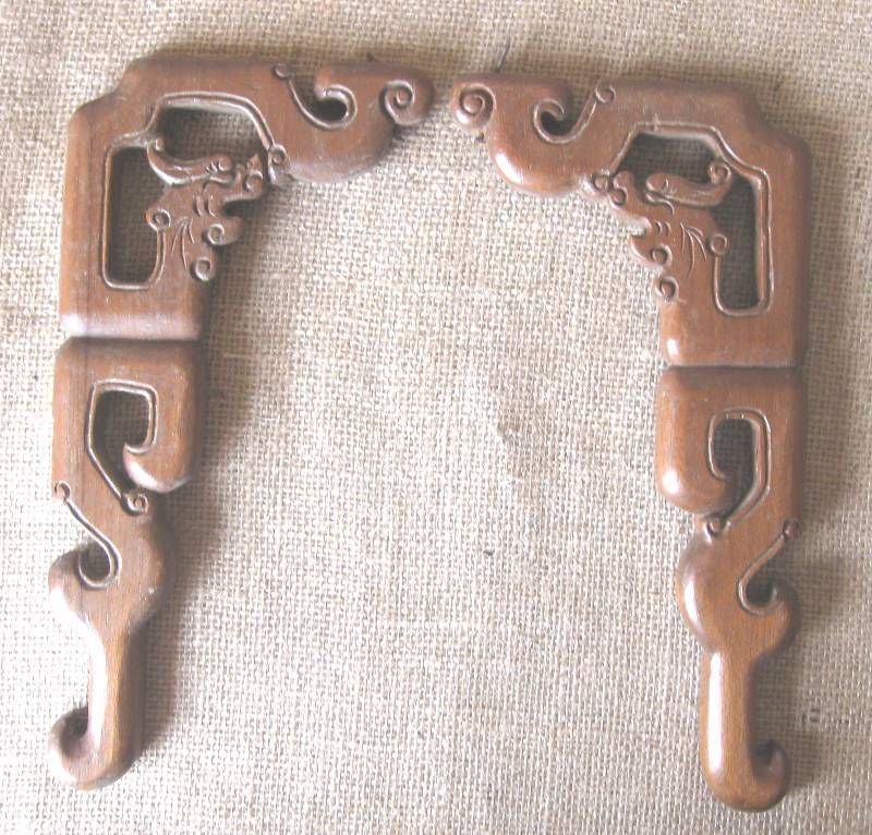 lot 125 image: Shelf Brackets & Salvaged Ornamentation