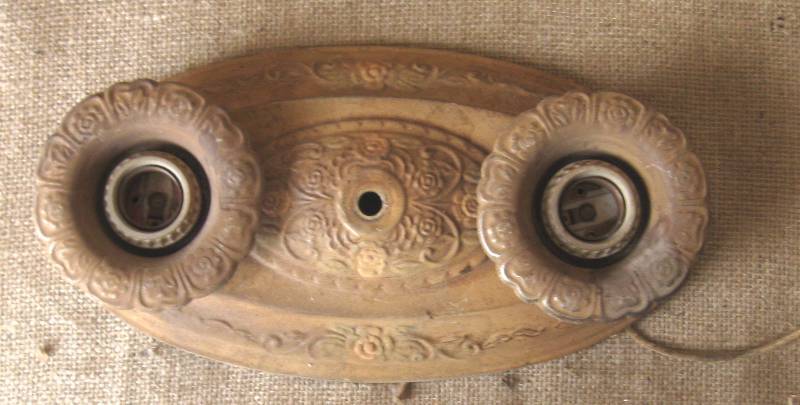 lot 119 image: Antique Lighting Parts