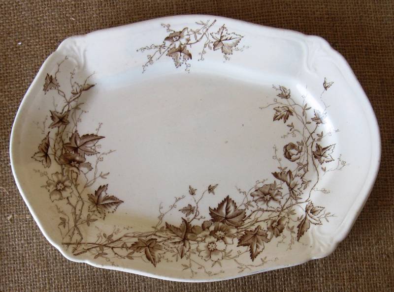 lot 141 image: Vintage Brown Transferware Lot #1 - Platters