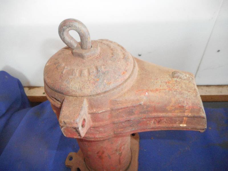 ANTIQUE FAIRBURY HYDRANT TOP