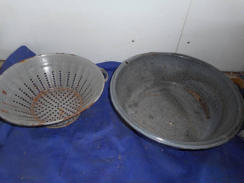 ANTIQUE METAL BOWL AND STRAINER