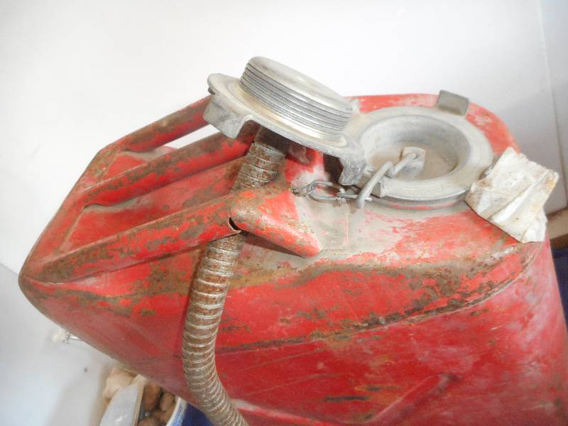 VINTAGE GAS CAN