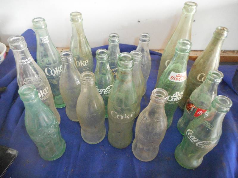 COLLECTIBLE COKE BOTTLES