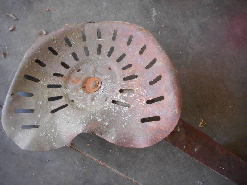 ANTIQUE TRACTOR SEAT