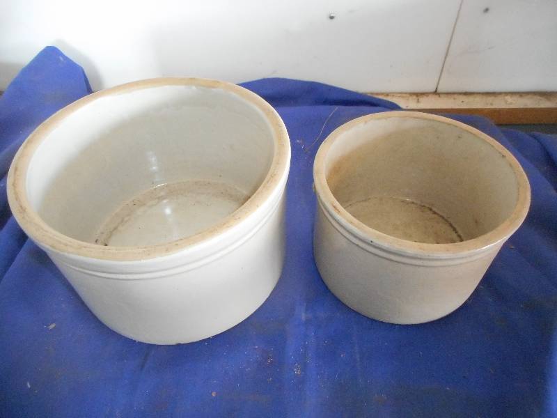 2 VINTAGE CROCKS
