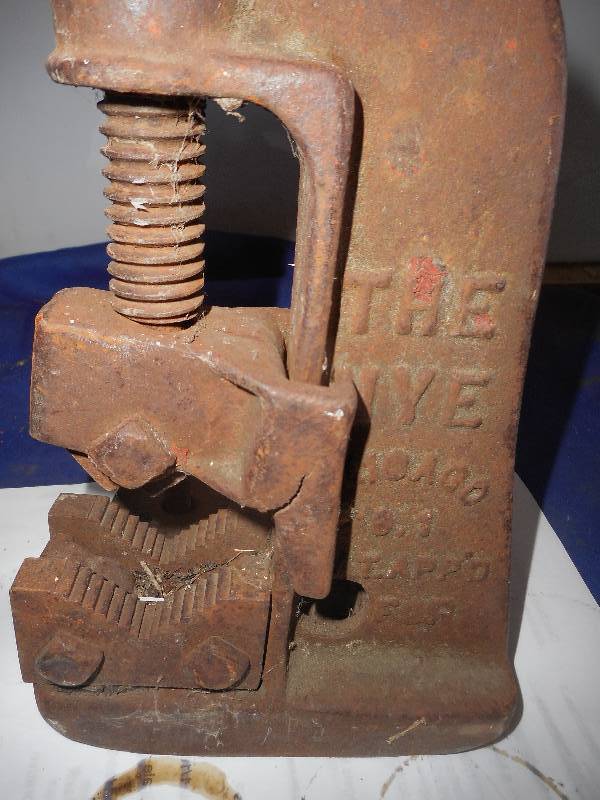 ANTIQUE STEEL PRESS