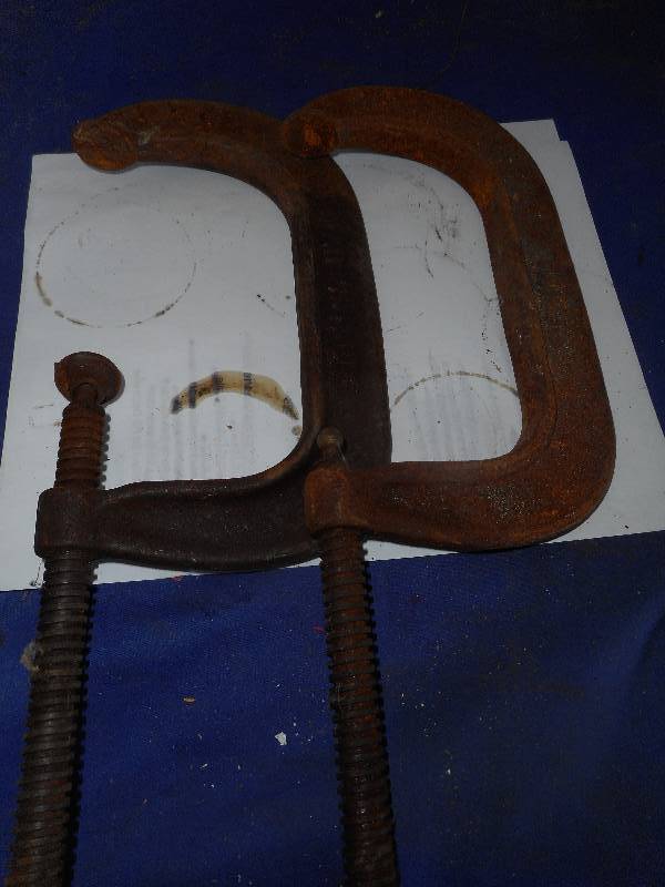 2 LG C CLAMPS