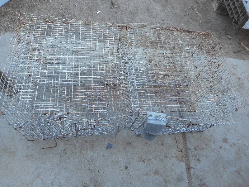 WIRE RABBIT CAGE