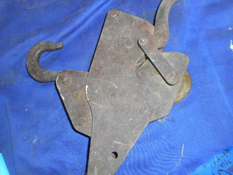 ANTIQUE PULLYS