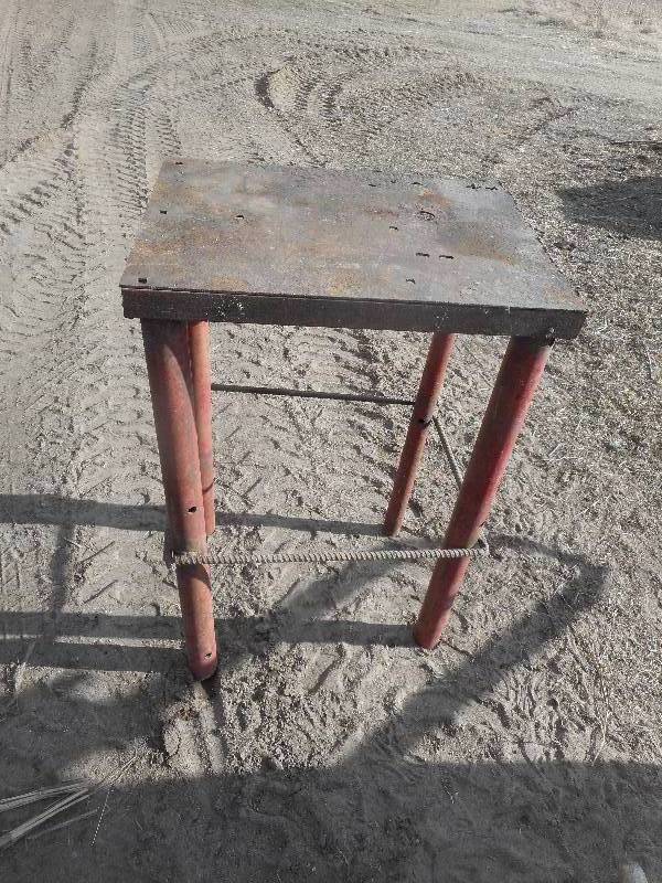 STEEL TABLE