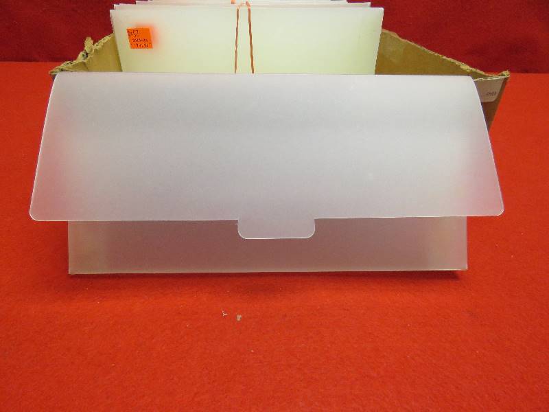 lot 17 image: Organizers