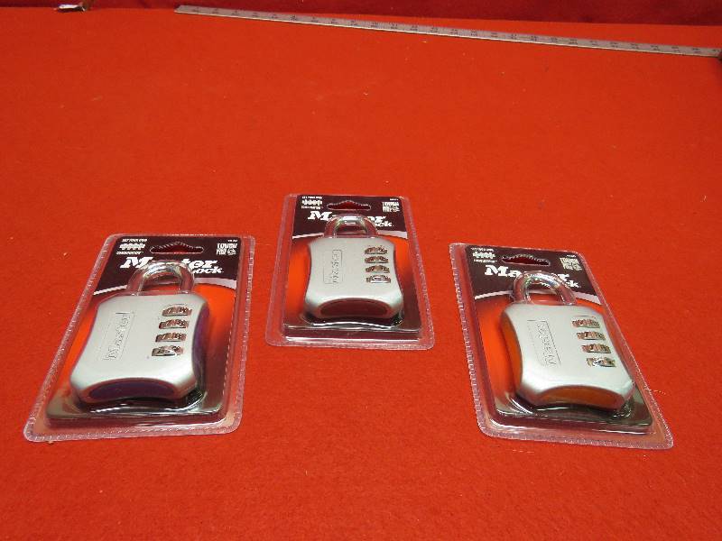 lot 42 image: Padlocks