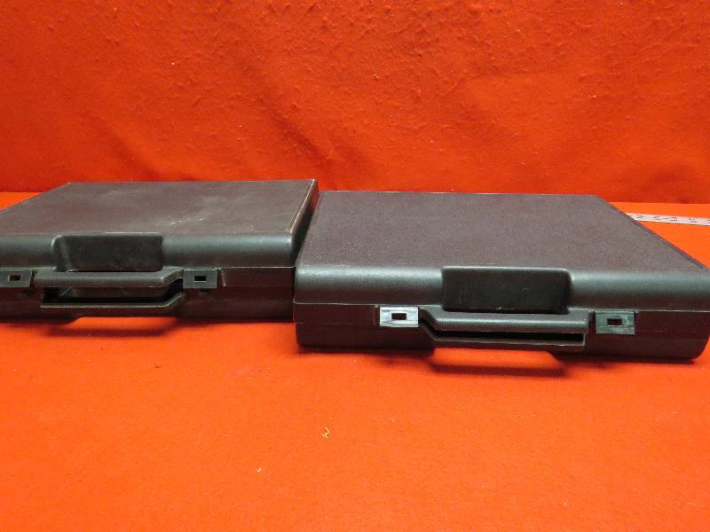 lot 43 image: Casette Cases