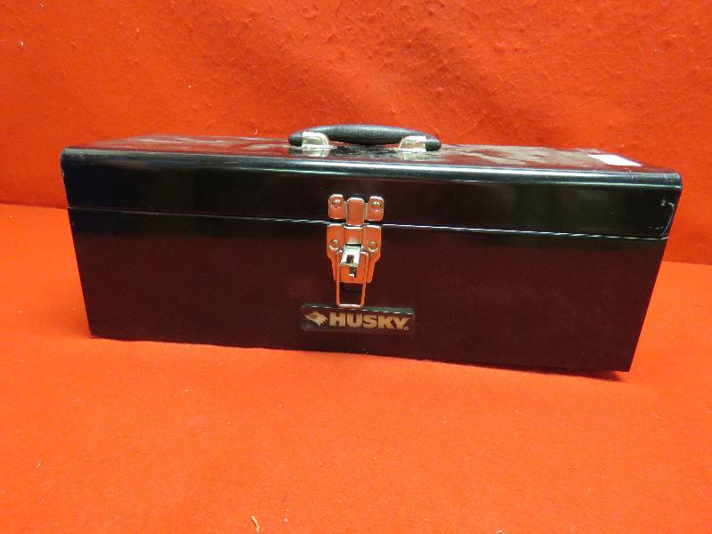 lot 77 image: Husky Tool Box