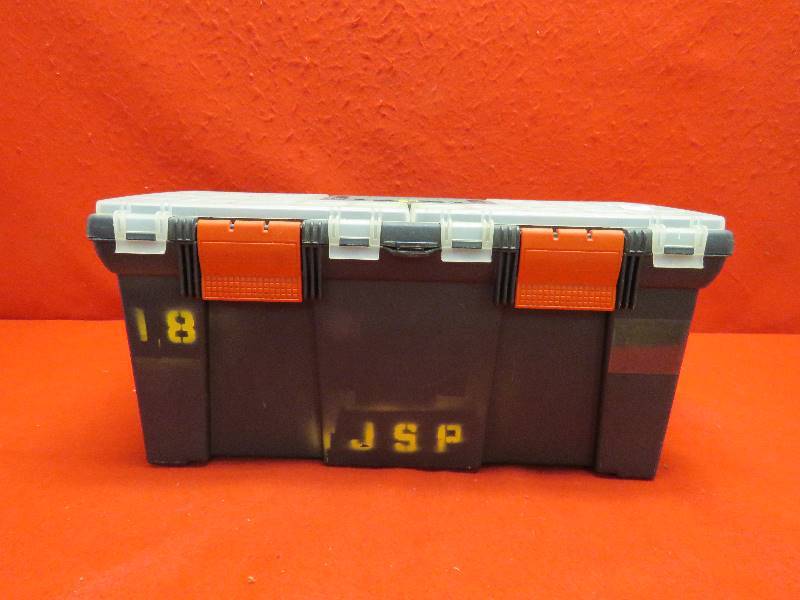 lot 80 image: Tool Box