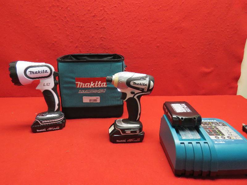 lot 104 image: Makita Tool Set
