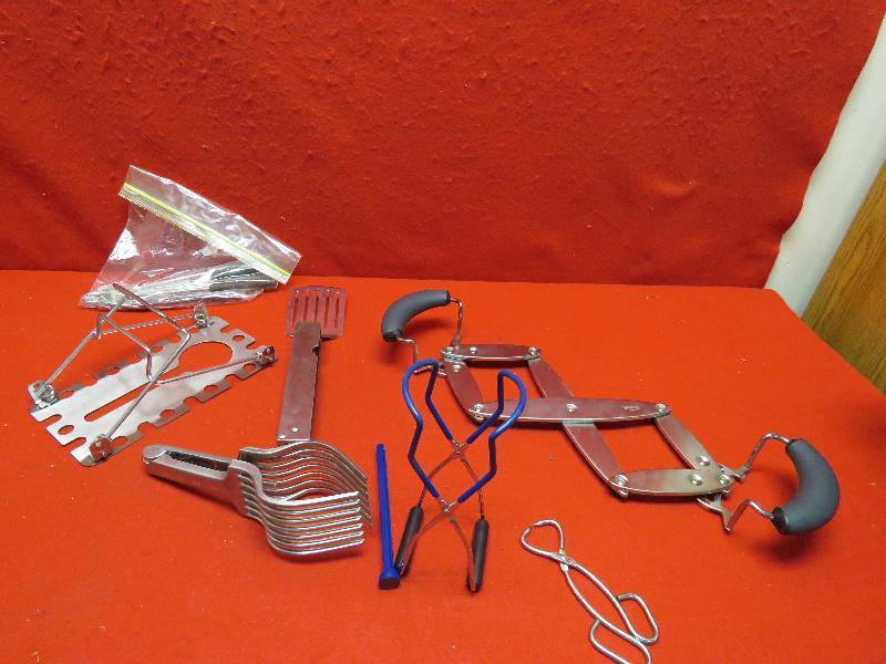 lot 128 image: Kitchen Supplies