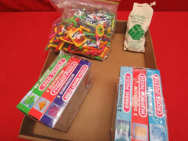 lot 161 image: Puzzles