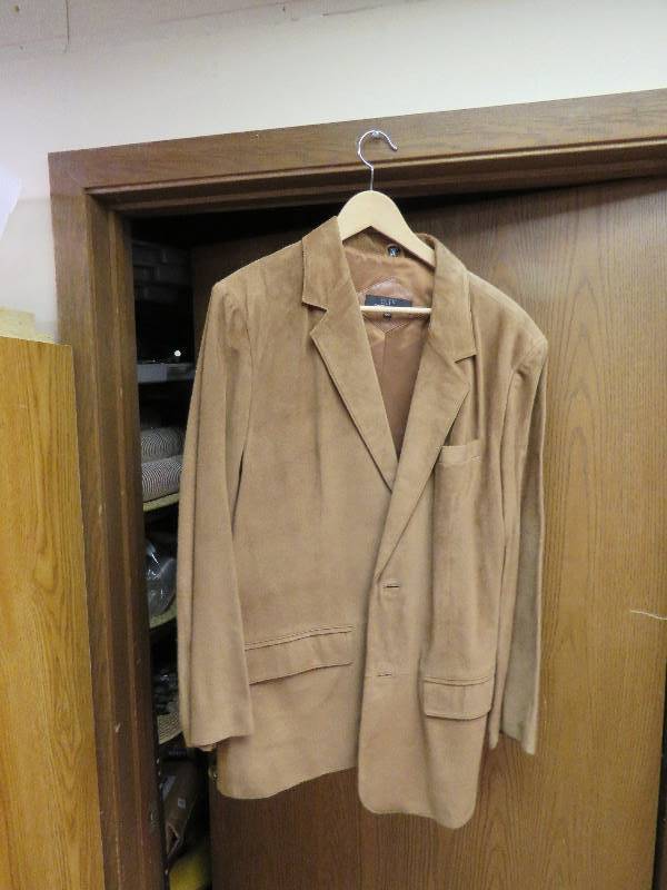 lot 188 image: Mens  Jacket