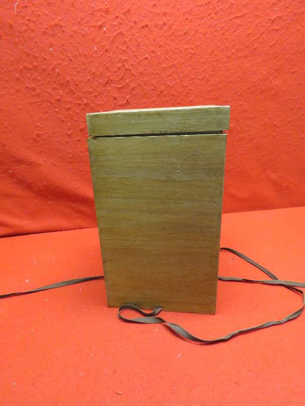 lot 205 image: Collectible Oriental  Box