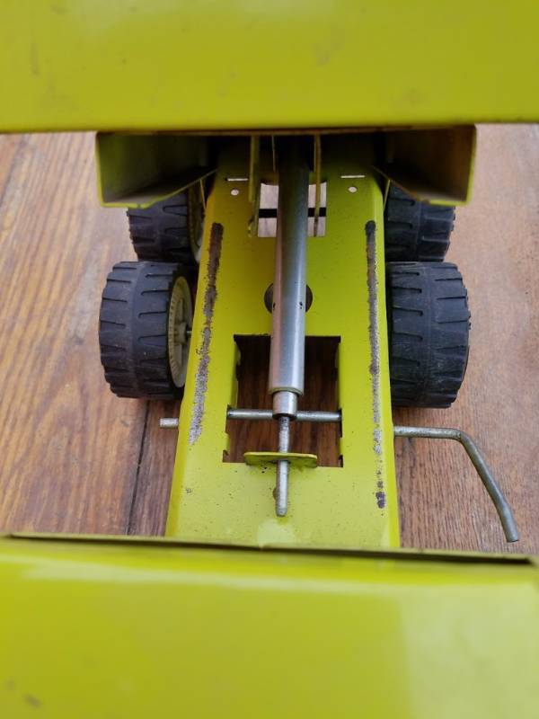 lot 43 image: Tonka,Hydraulic Dump Truck