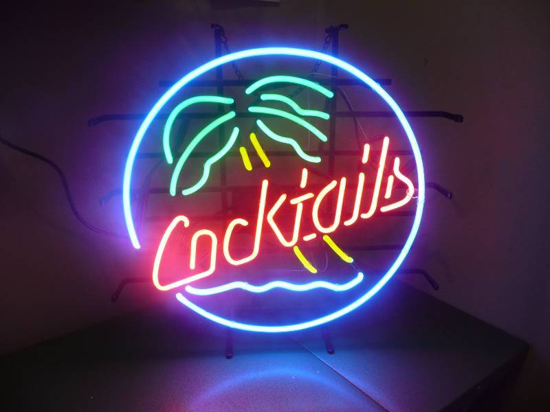 Cocktails Palm Tree - 23 by 22 - In Box