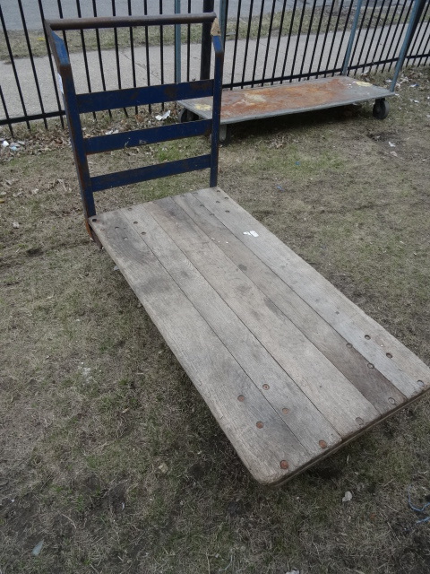 lot 7 image: Heavy duty warehouse cart with wood...