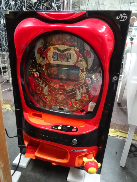 lot 36 image: Pachinko machine. Newgip brand. Fro...