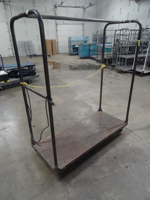 lot 81 image: Metal warehouse cart. For clothing ...