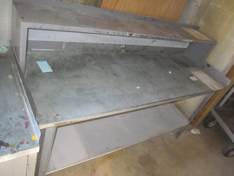 lot 35 image: Metal work table...