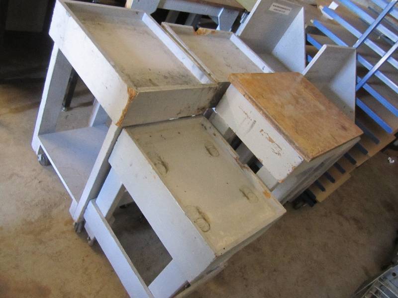 lot 46 image: Lot of 6 wood tables  work stands...