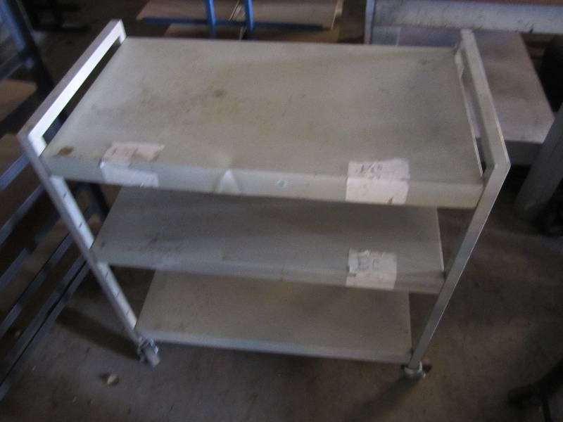 lot 78 image: Metal cart on wheels  ...
