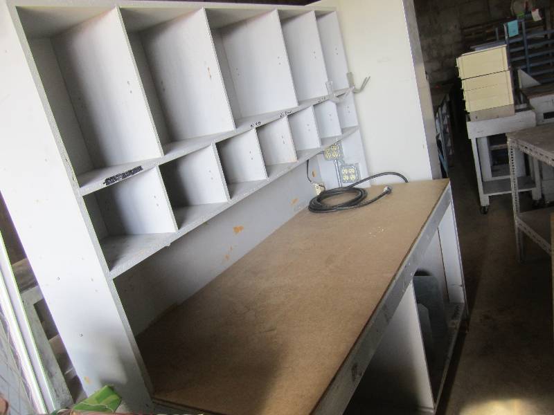 lot 95 image: Large work station with electrical ...