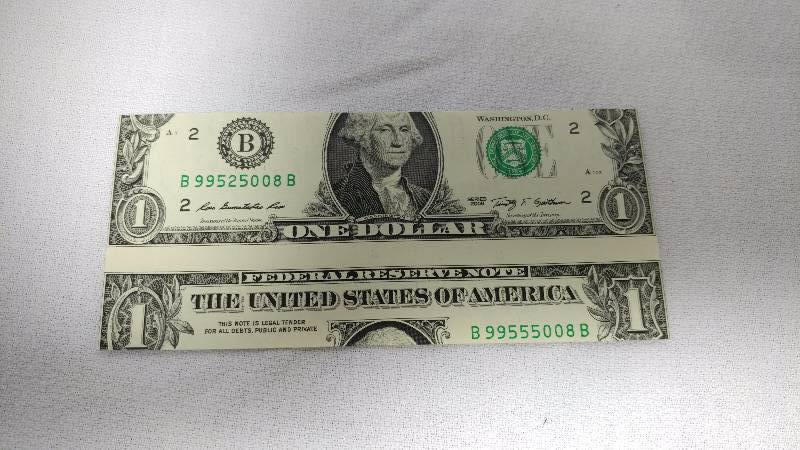2009 US $1 ERROR NOTE - 2 Serial Numbers