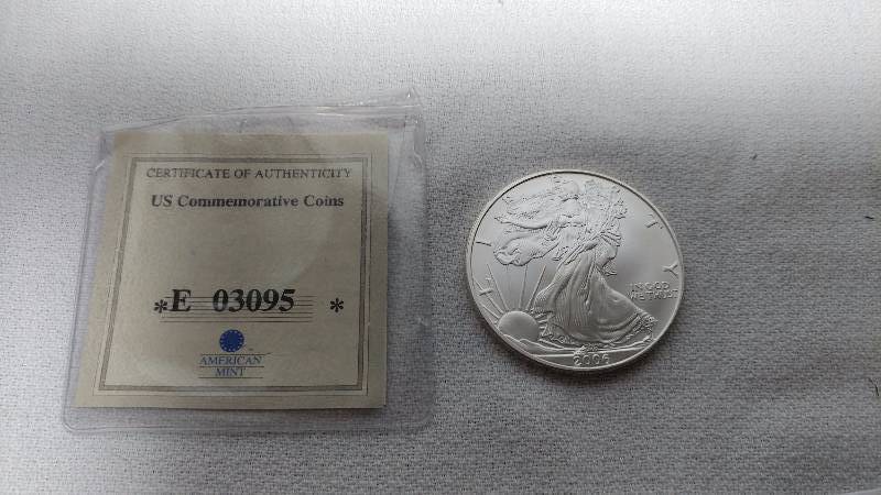 2006 WALKING LIBERTY DOLLAR