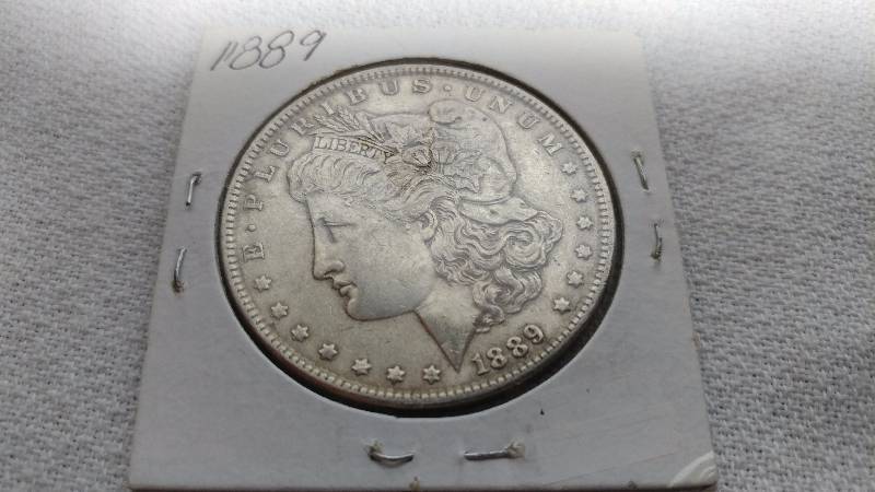 1889 MORGAN SILVER DOLLAR