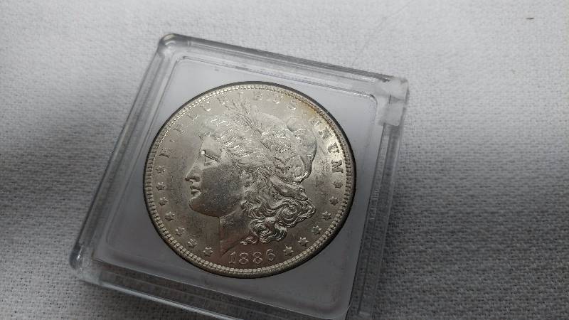 1886-P MORGAN SILVER DOLLAR
