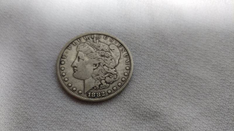 1882 MORGAN SILVER DOLLAR