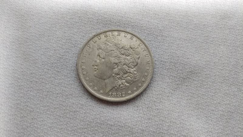 1882-O MORGAN SILVER DOLLAR