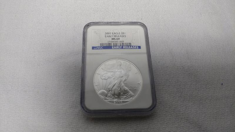 2007-S AMERICAN SILVER EAGLE 1 TROY OZ. .999 FINE SILVER